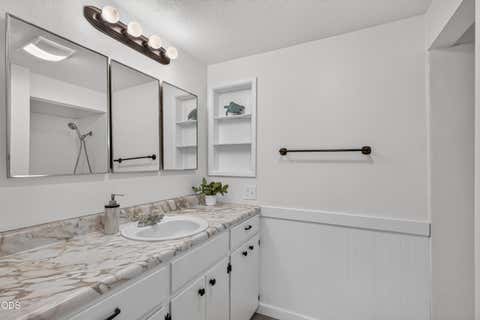 Tiny photo for 1409 Florence Lane, Grants Pass, OR 97527 (MLS # 220227483)