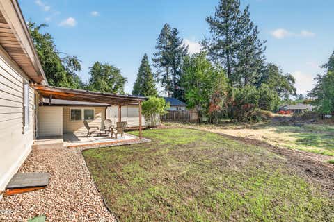 Tiny photo for 1409 Florence Lane, Grants Pass, OR 97527 (MLS # 220227483)