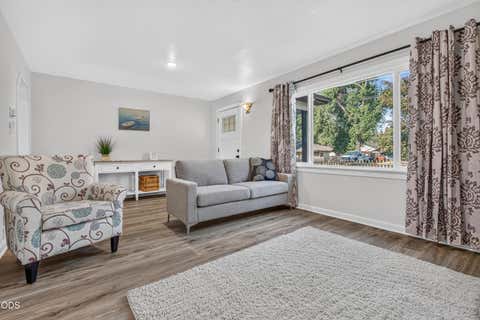 Tiny photo for 1409 Florence Lane, Grants Pass, OR 97527 (MLS # 220227483)