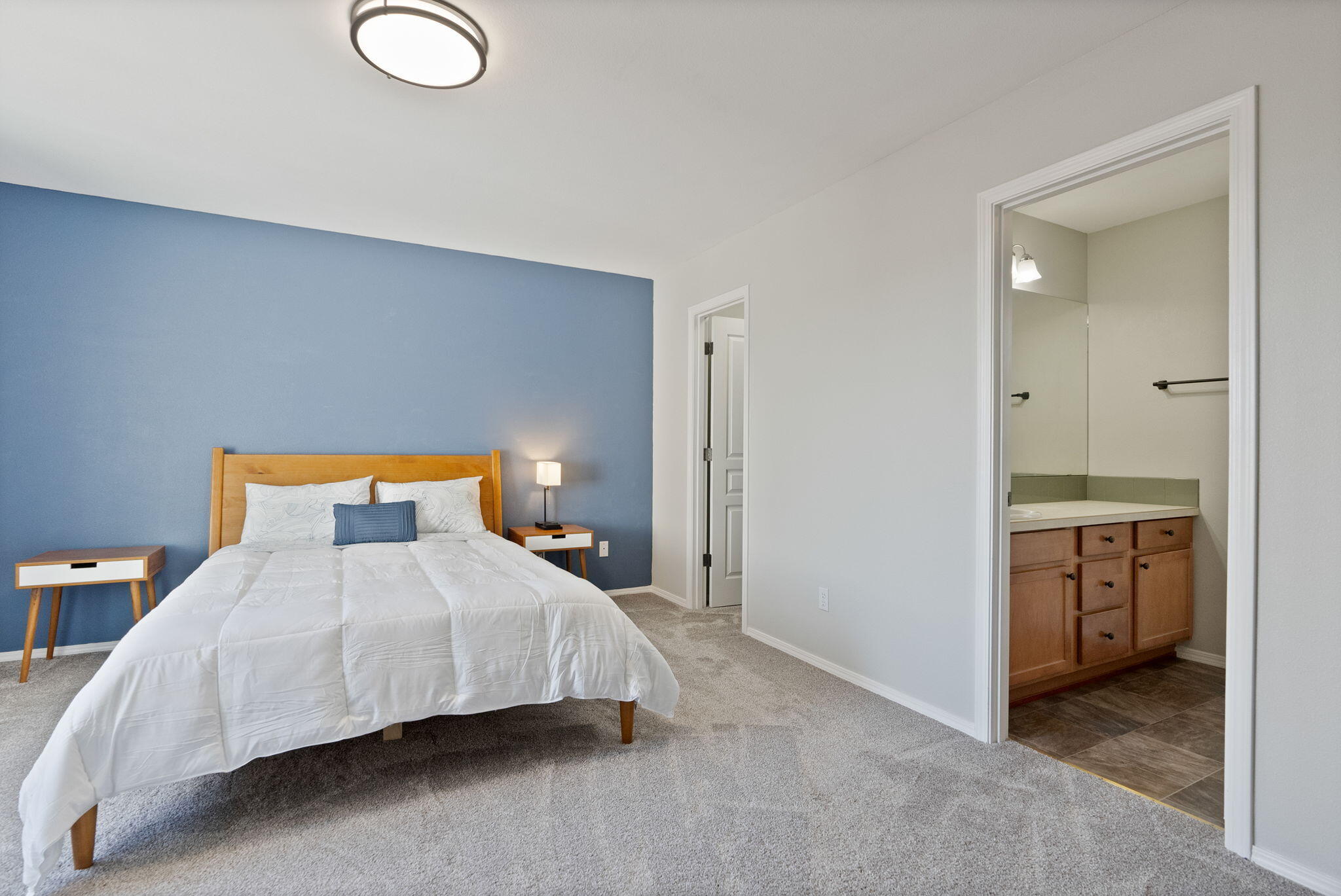 Ridgepointe - Residential