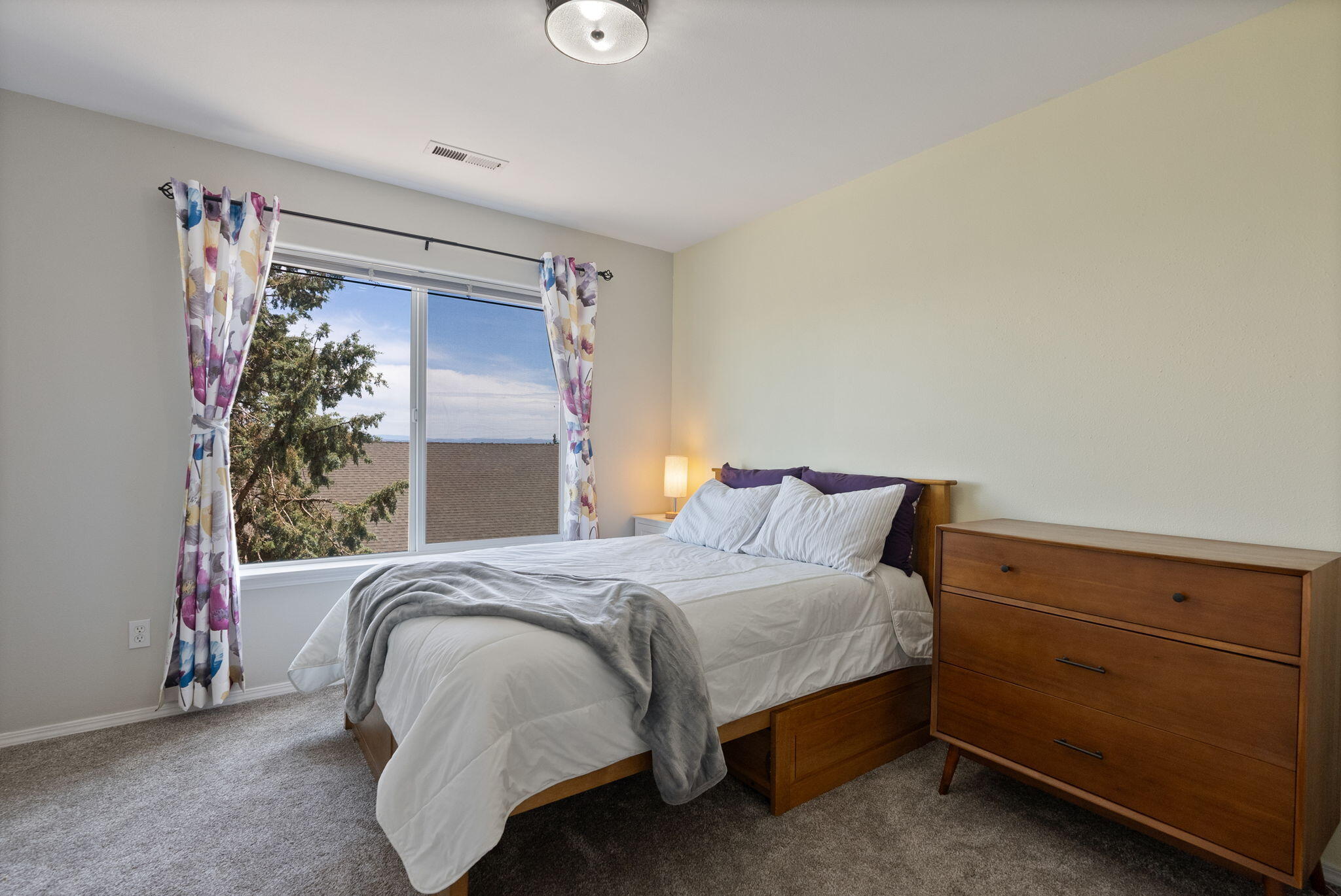 Ridgepointe - Residential