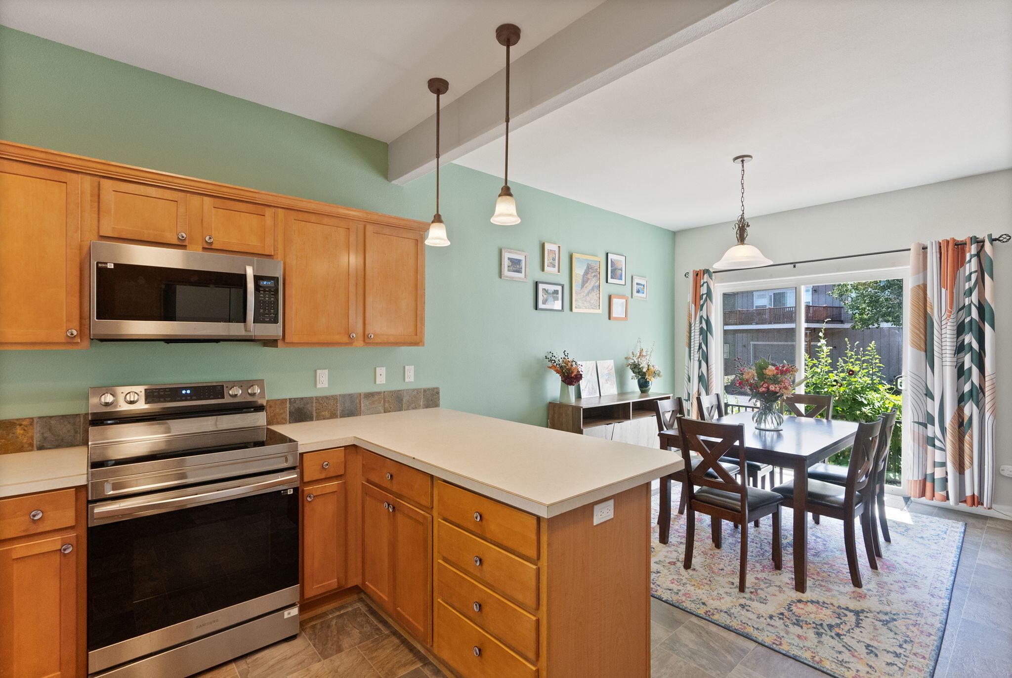 Ridgepointe - Residential