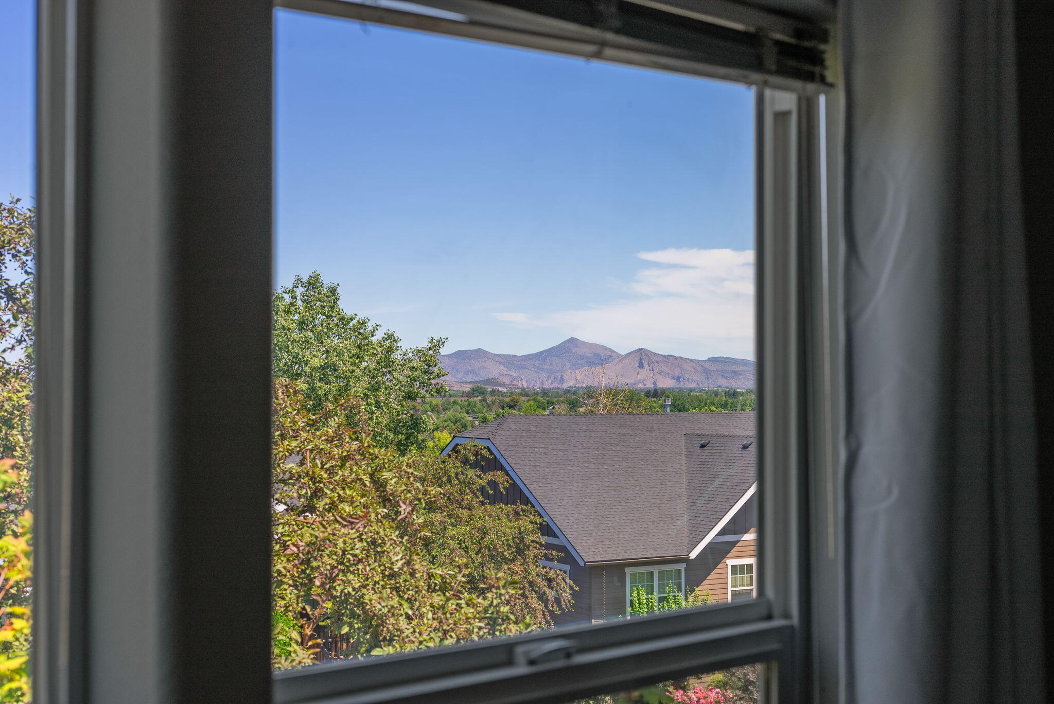 Ridgepointe - Residential