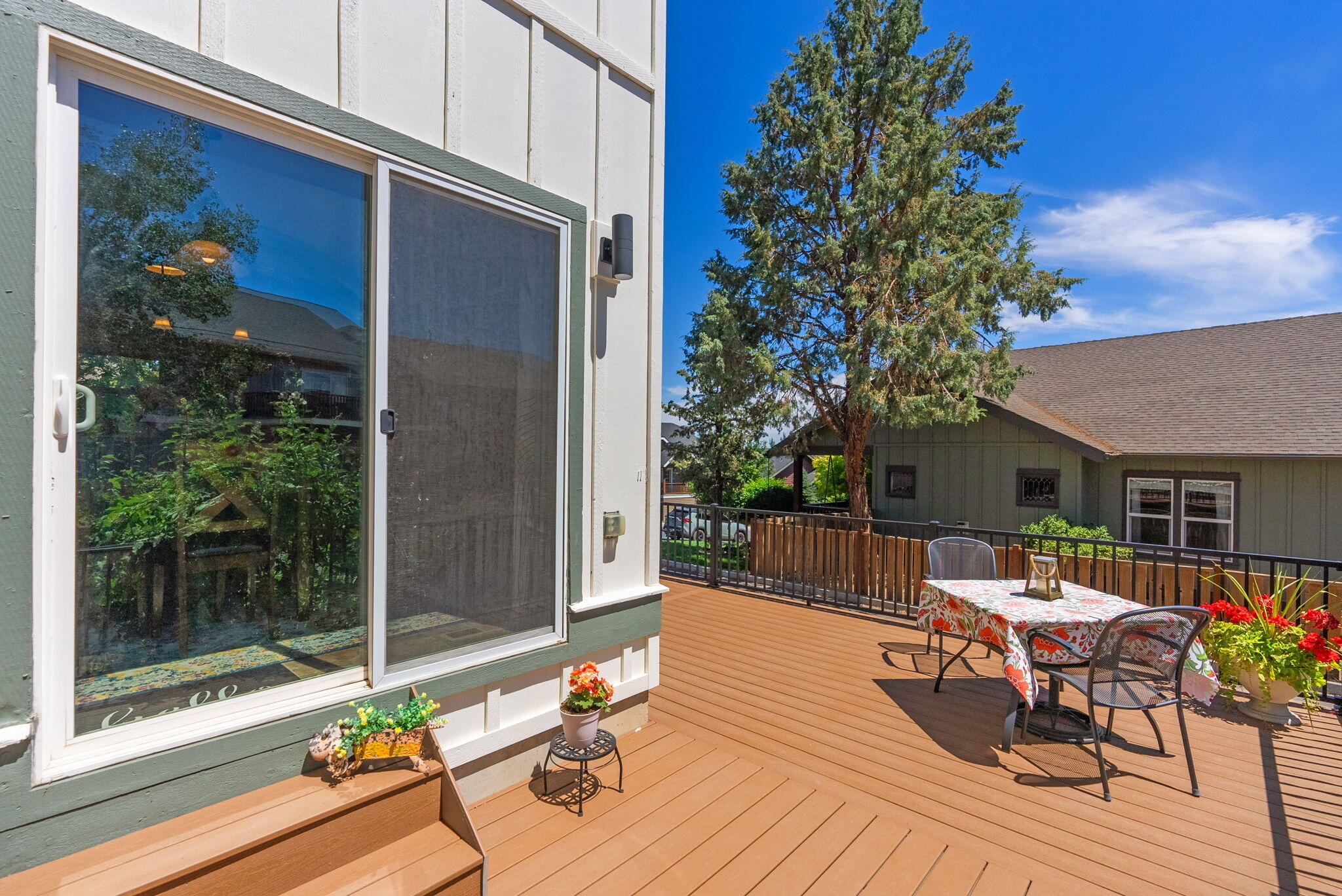 Ridgepointe - Residential