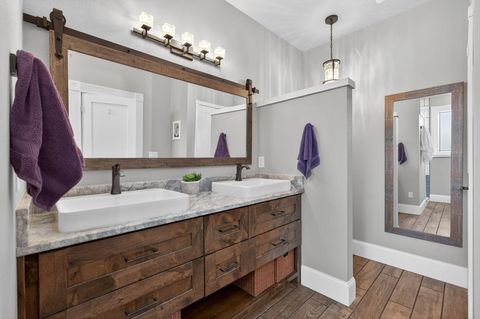 Tiny photo for 8081 SW Paious Drive, Culver, OR 97734 (MLS # 220215737)