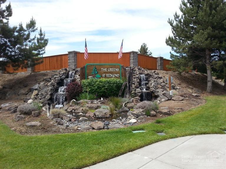 Greens At Redmond - Land