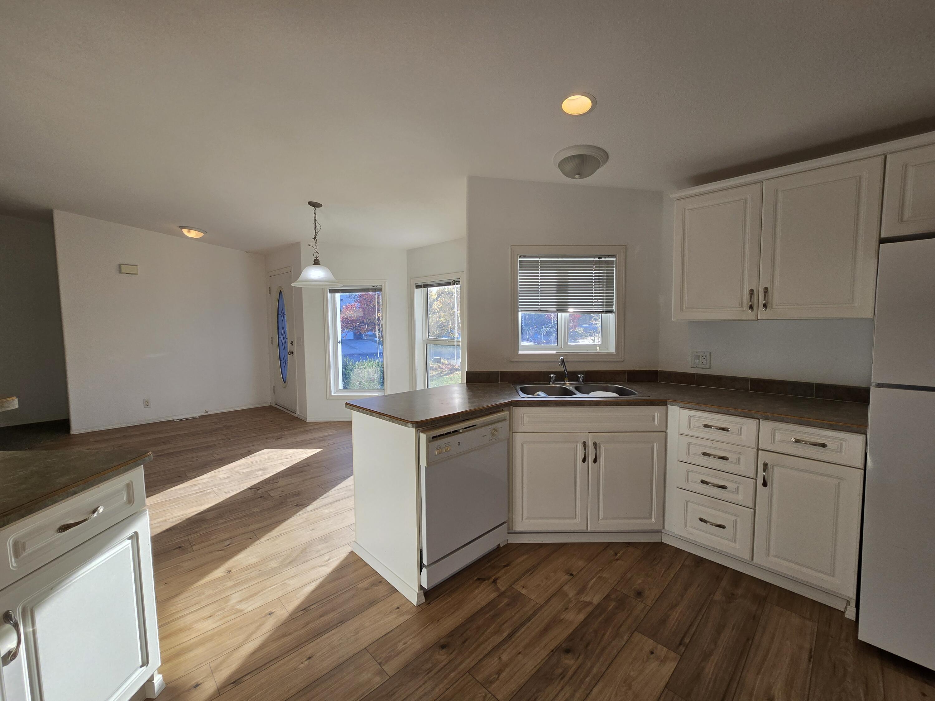 Sunnybrook Manor Estates - Residential