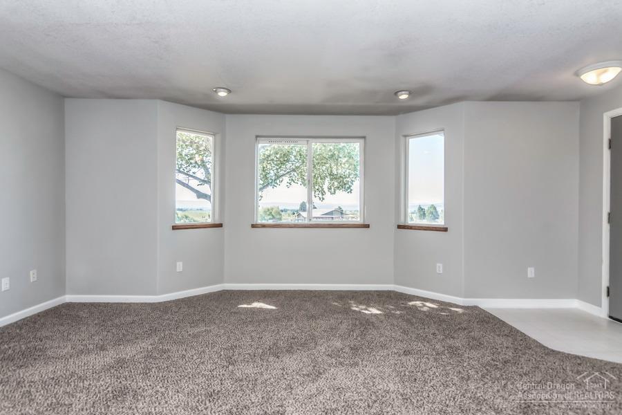 Golden Horseshoe - Residential