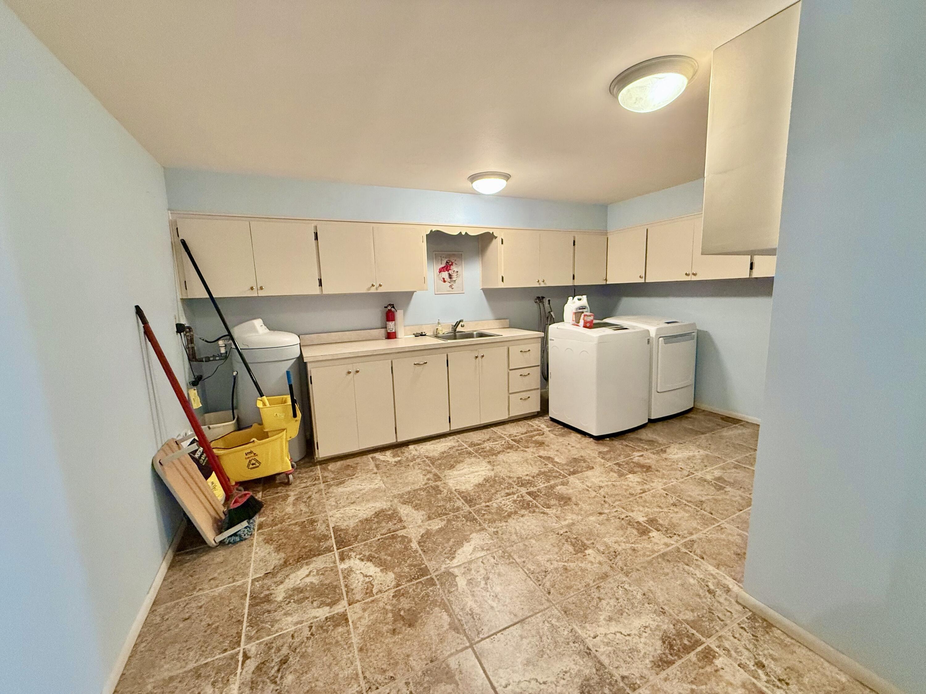 West Hills - Residential