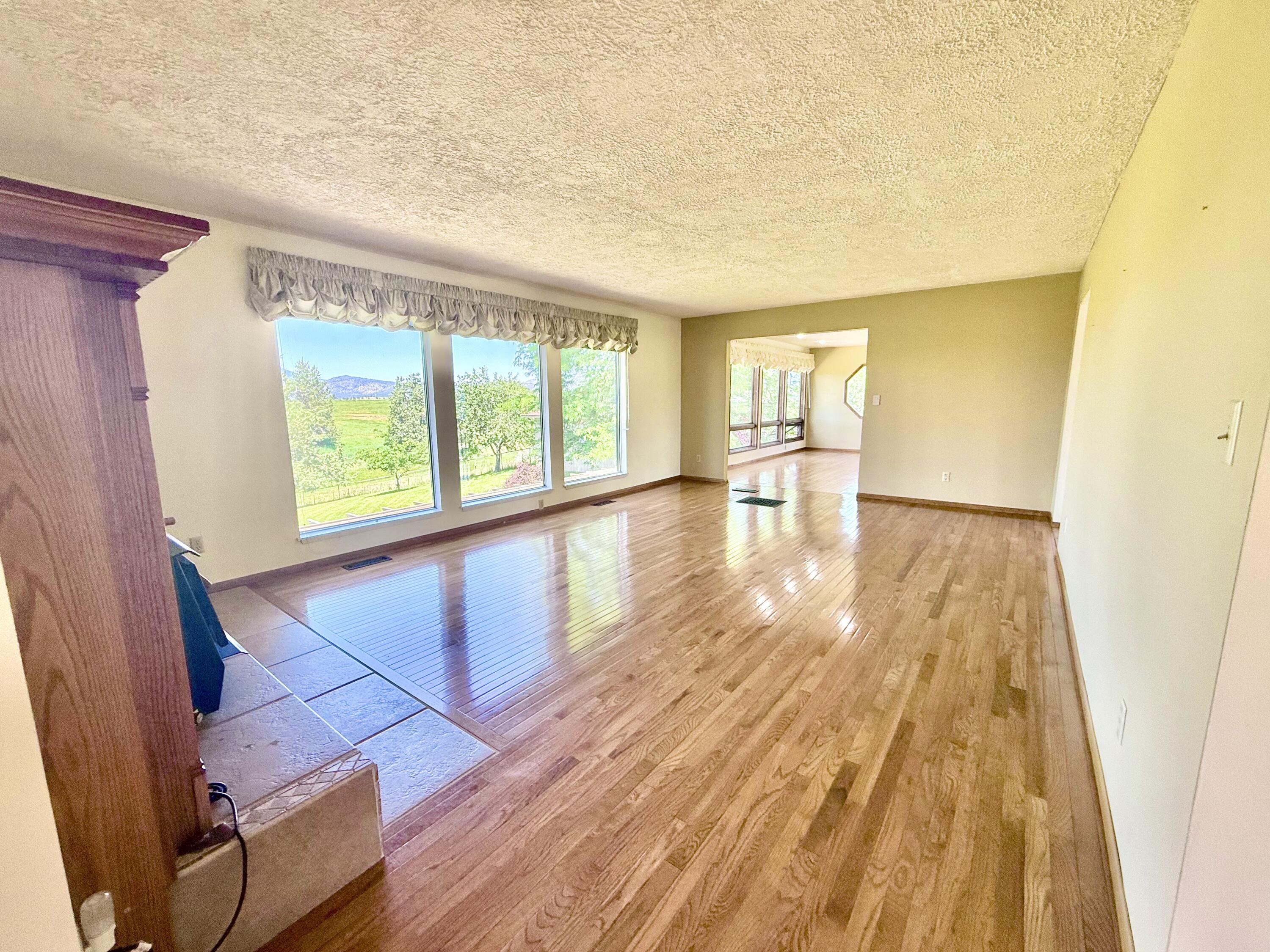 West Hills - Residential