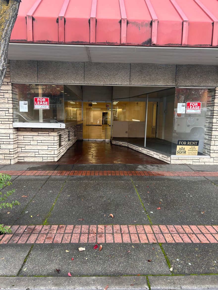 Position your business for success in this highly visible 2,700 sq. ft. retail space located in the heart of downtown Medford. Surrounded by thriving shops, restaurants, and professional offices, this property benefits from heavy foot traffic and excellent street exposure. The open layout offers flexibility for retail, showroom, or service-oriented businesses. With its prime location and vibrant surroundings, this is an ideal opportunity to establish or expand your business in one of Medford's most active commercial districts.