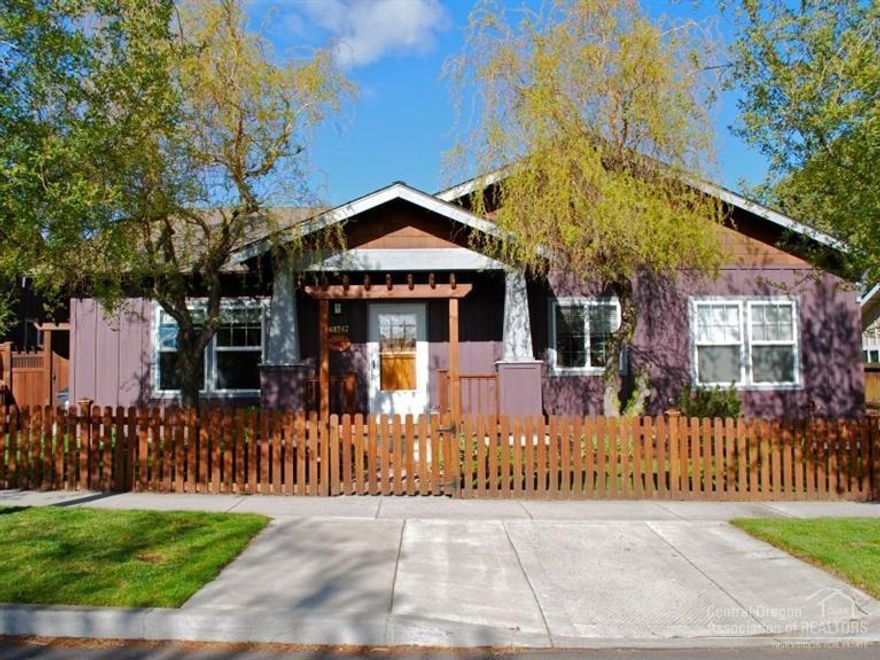 This adorable single story Craftsman home in desirable SE Bend is waiting for you. The lightly lived in home located in Foxborough features an open floor plan, 3 bedrooms, 2 baths with a Den/Office, French doors, lovely hardwood flooring throughout, tile counters, built-ins, gas fireplace, A/C, all appliances incl. & more. You will also appreciate the charming front facade, fully landscaped yard w/ water feature and the existing Fairfield Park nearby w/ the new 37 acre park just blocks away coming soon!