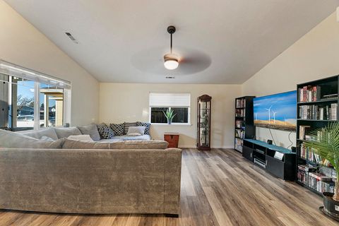 Tiny photo for 7890 27th Street, White City, OR 97503 (MLS # 220213991)