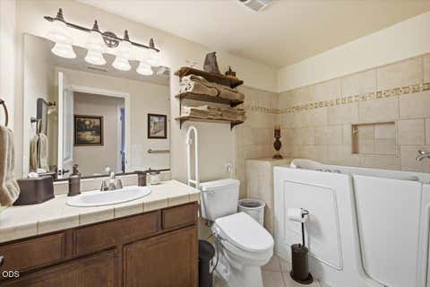 Tiny photo for 613 Nottingham Terrace, Eagle Point, OR 97524 (MLS # 220227247)