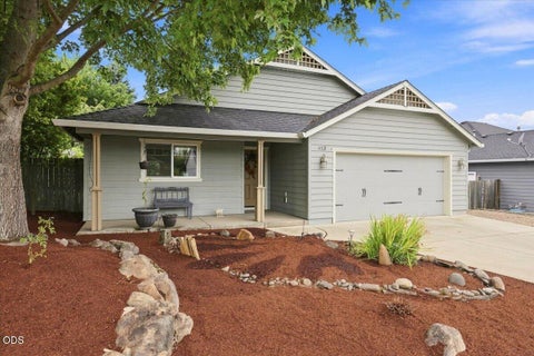 Tiny photo for 613 Nottingham Terrace, Eagle Point, OR 97524 (MLS # 220227247)