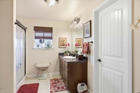 Tiny photo for 613 Nottingham Terrace, Eagle Point, OR 97524 (MLS # 220227247)