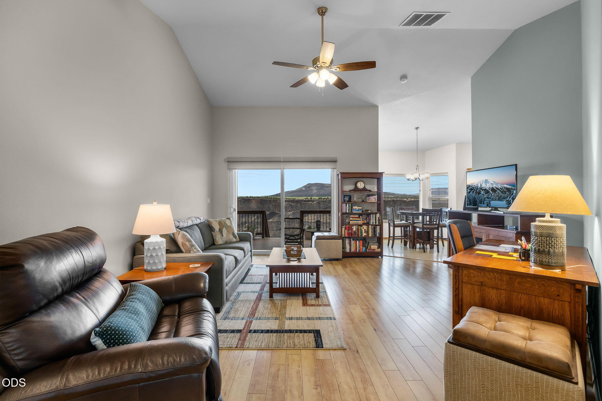 13877 SW Peninsula Drive
