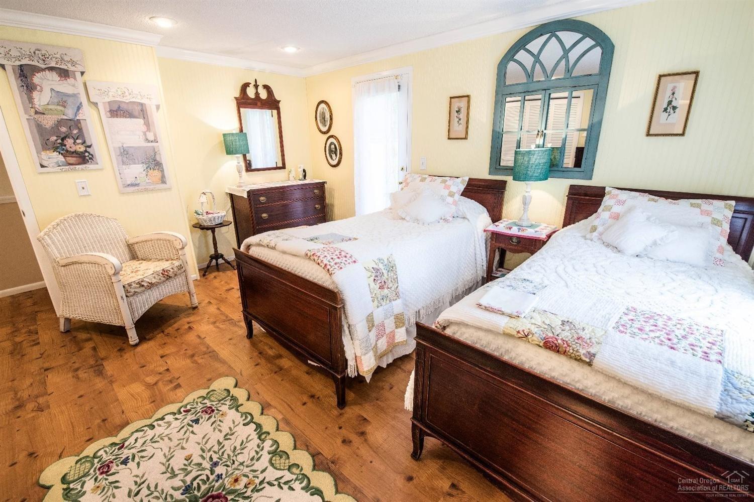 Forest Park - Residential