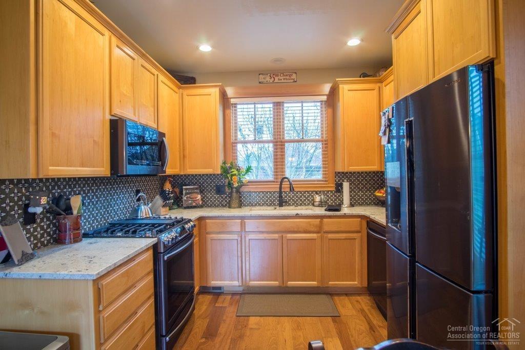 Pine Meadow Vill - Residential