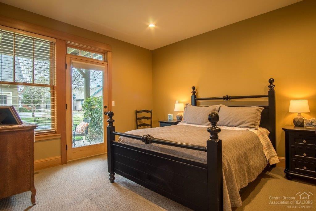 Pine Meadow Vill - Residential