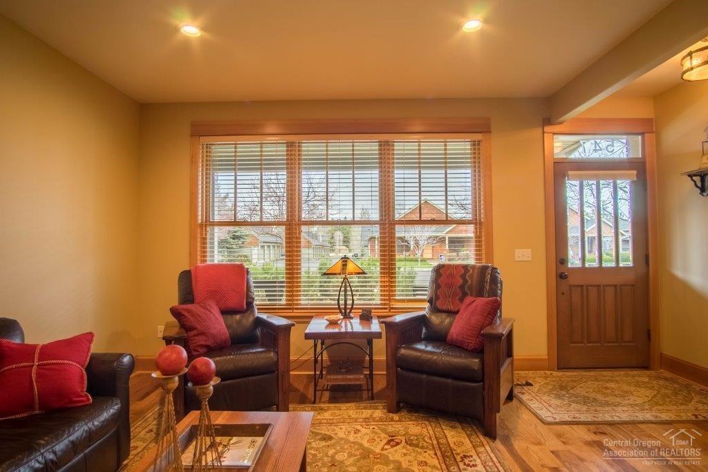 Pine Meadow Vill - Residential