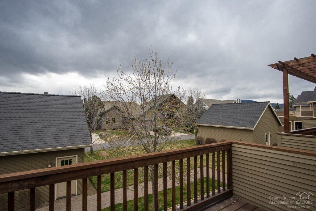 Pine Meadow Vill - Residential