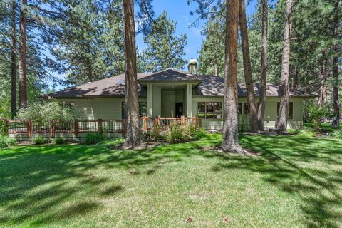 Tiny photo for 60730 Breckenridge Street, Bend, OR 97702 (MLS # 220219674)