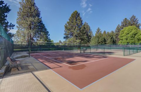 Tiny photo for 60730 Breckenridge Street, Bend, OR 97702 (MLS # 220219674)