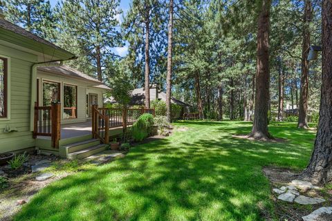 Tiny photo for 60730 Breckenridge Street, Bend, OR 97702 (MLS # 220219674)