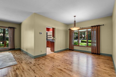 Tiny photo for 60730 Breckenridge Street, Bend, OR 97702 (MLS # 220219674)