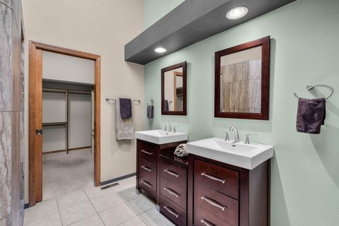 Tiny photo for 60730 Breckenridge Street, Bend, OR 97702 (MLS # 220219674)