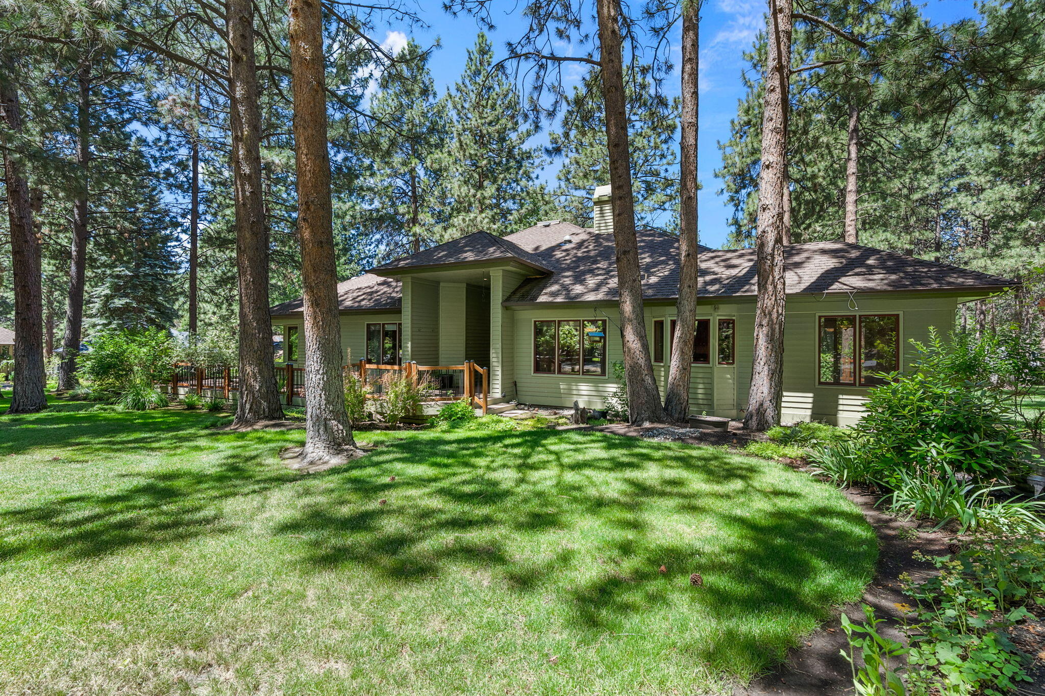 60730 Breckenridge Street