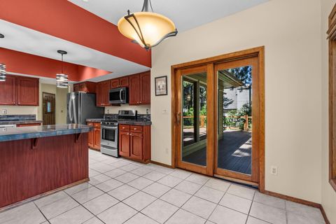 Tiny photo for 60730 Breckenridge Street, Bend, OR 97702 (MLS # 220219674)