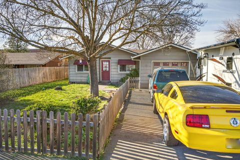 Tiny photo for 8207 Division Road, White City, OR 97503 (MLS # 220217180)