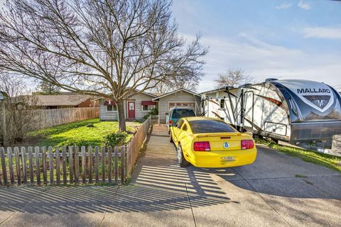 Tiny photo for 8207 Division Road, White City, OR 97503 (MLS # 220217180)
