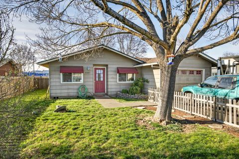 Tiny photo for 8207 Division Road, White City, OR 97503 (MLS # 220217180)