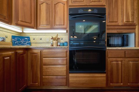 Tiny photo for 1101 Byrtus Place, Brookings, OR 97415 (MLS # 220219943)