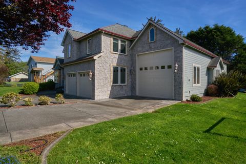 Tiny photo for 1101 Byrtus Place, Brookings, OR 97415 (MLS # 220219943)
