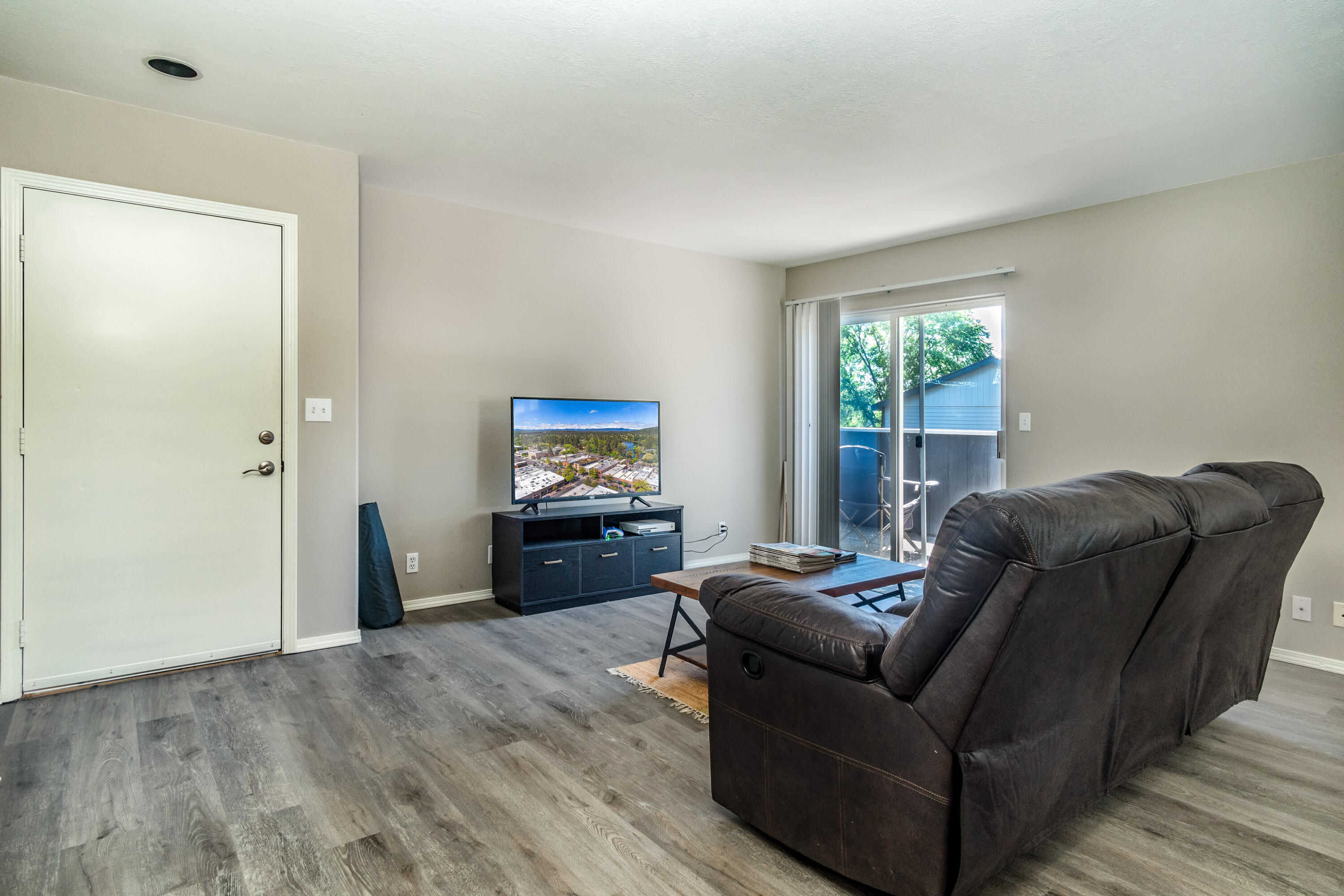 Kenwood - Residential Income