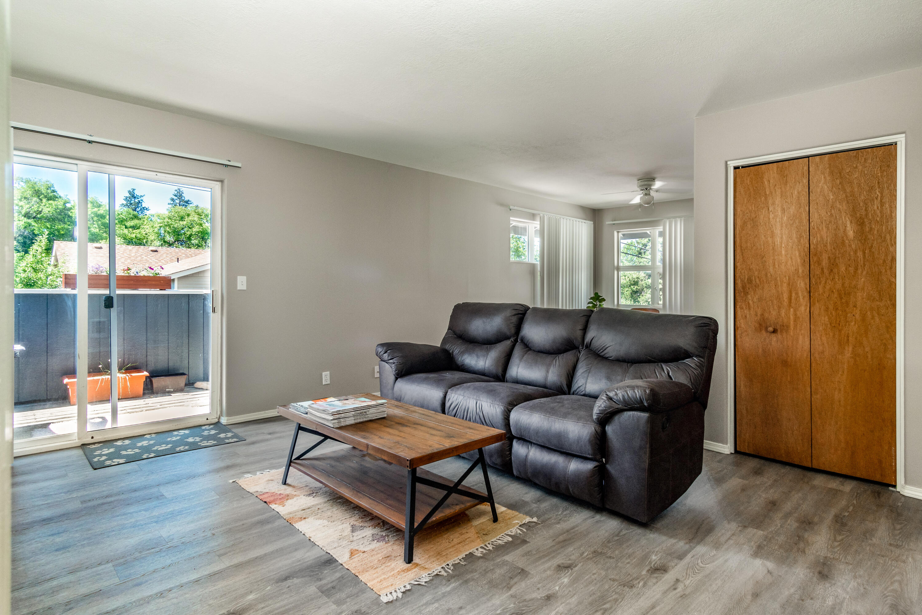 Kenwood - Residential Income