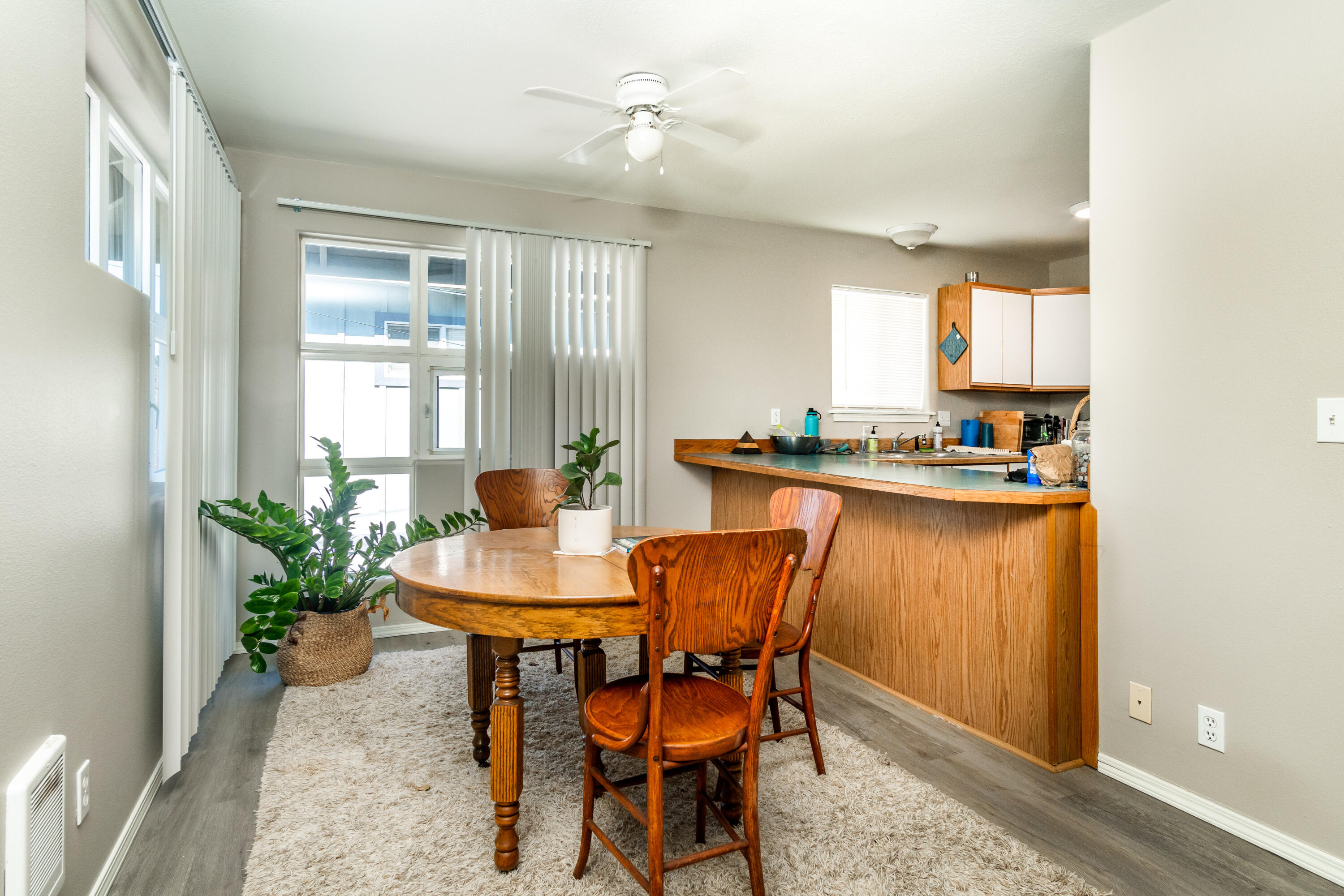 Kenwood - Residential Income