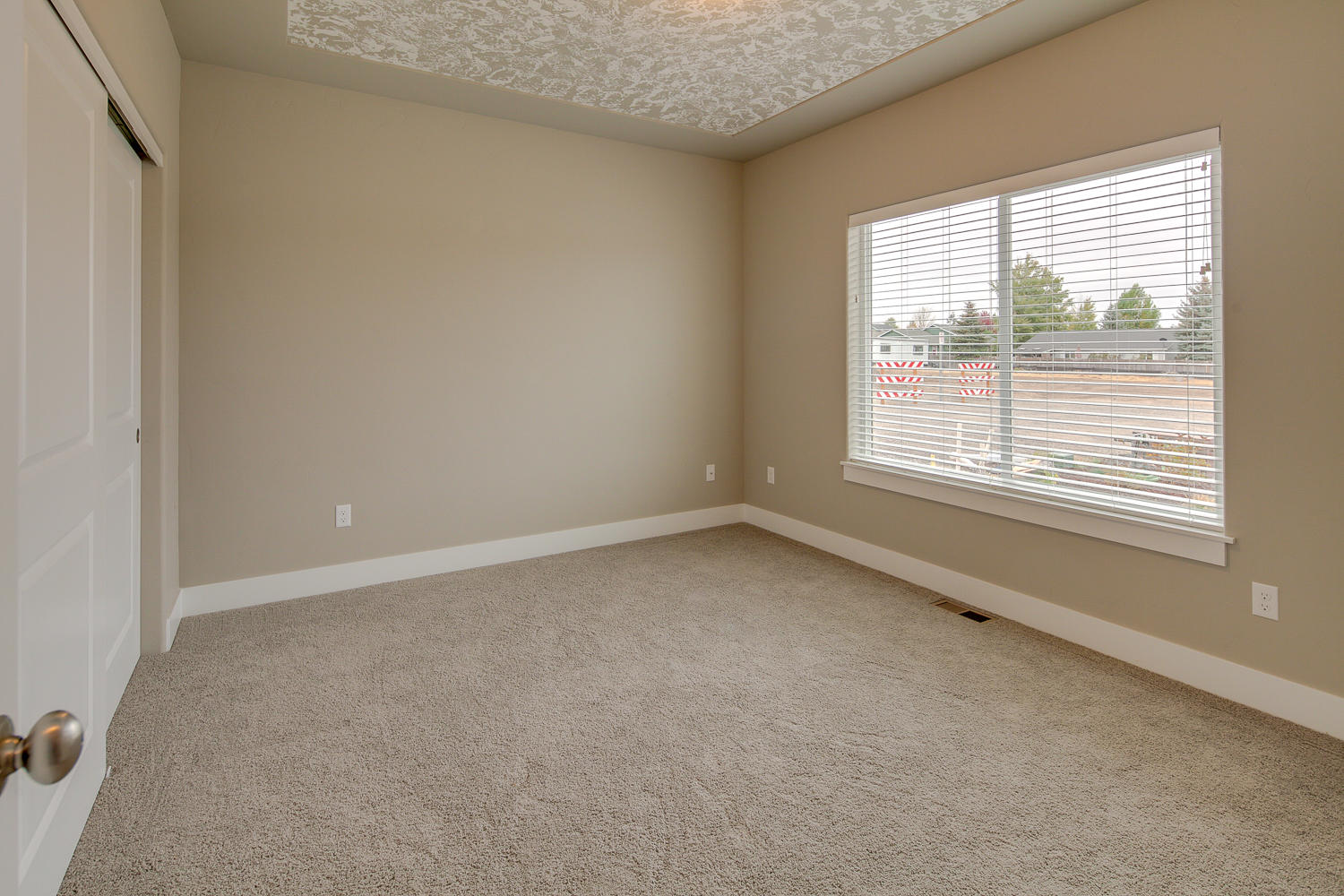 Dry Canyon - Residential