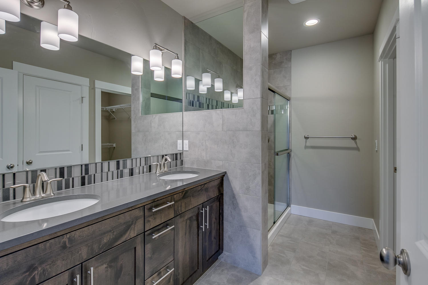 Dry Canyon - Residential