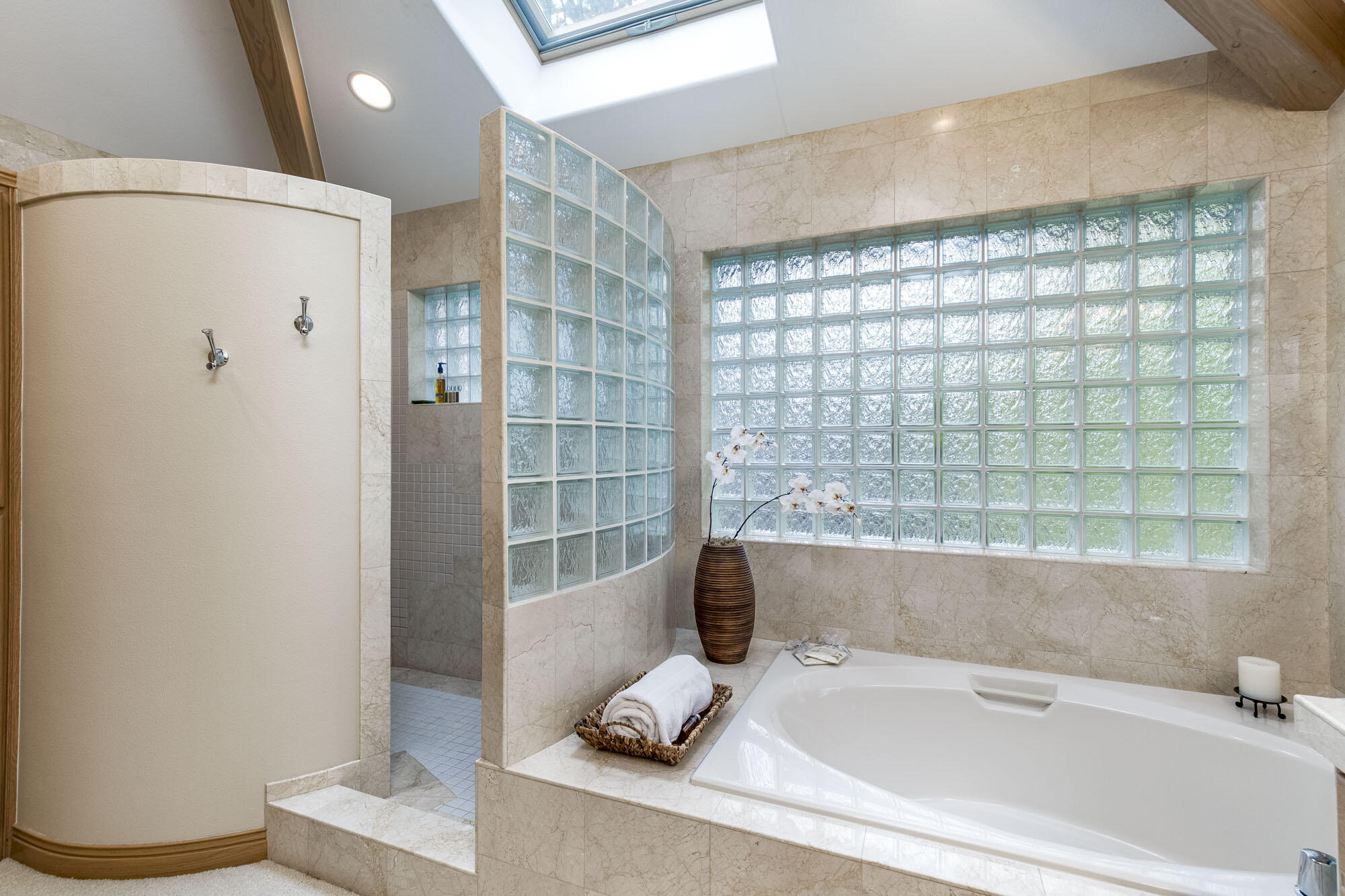 Fairway Point Villag - Residential