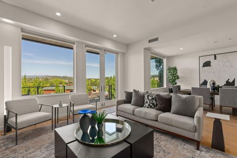 Tiny photo for 291 SW Bluff Drive #210, Bend, OR 97702 (MLS # 220211576)