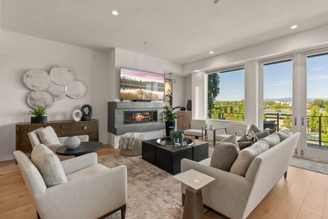 Tiny photo for 291 SW Bluff Drive #210, Bend, OR 97702 (MLS # 220211576)