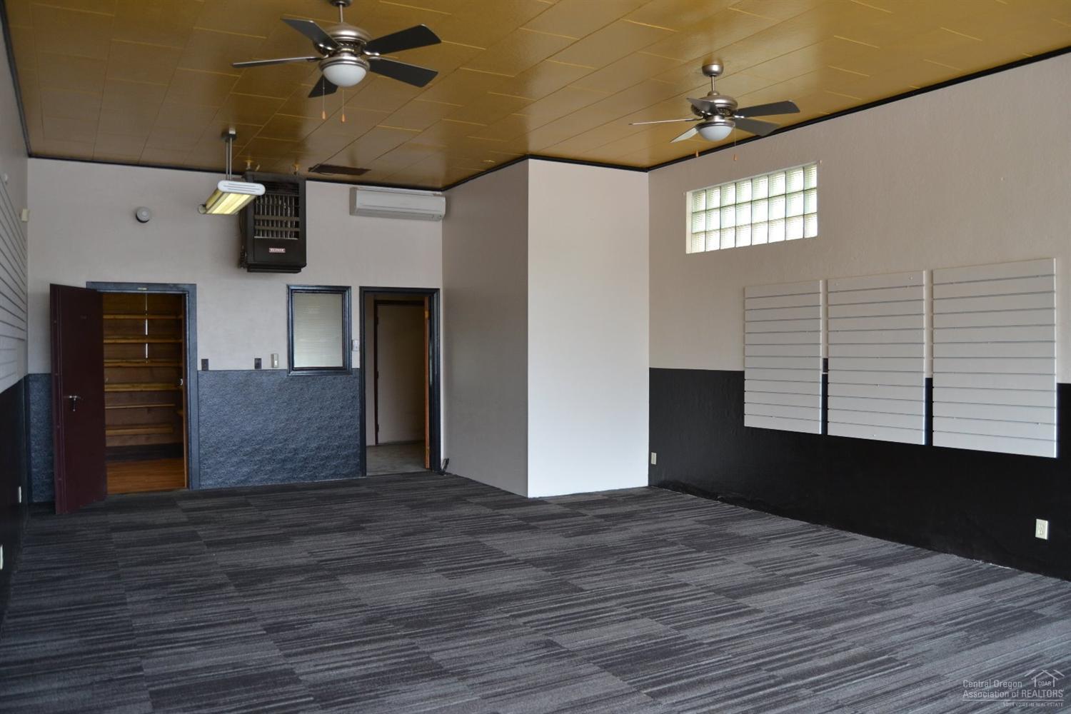 Townsite Of Redmond - Commercial Sale