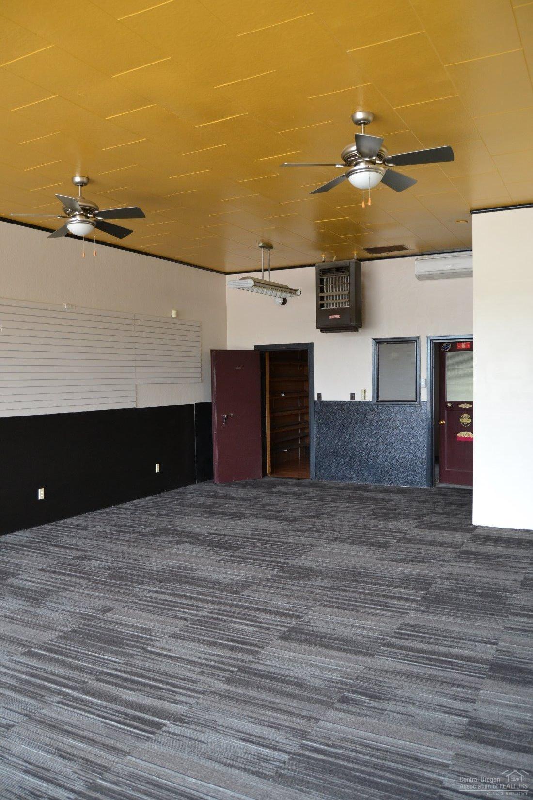 Townsite Of Redmond - Commercial Sale