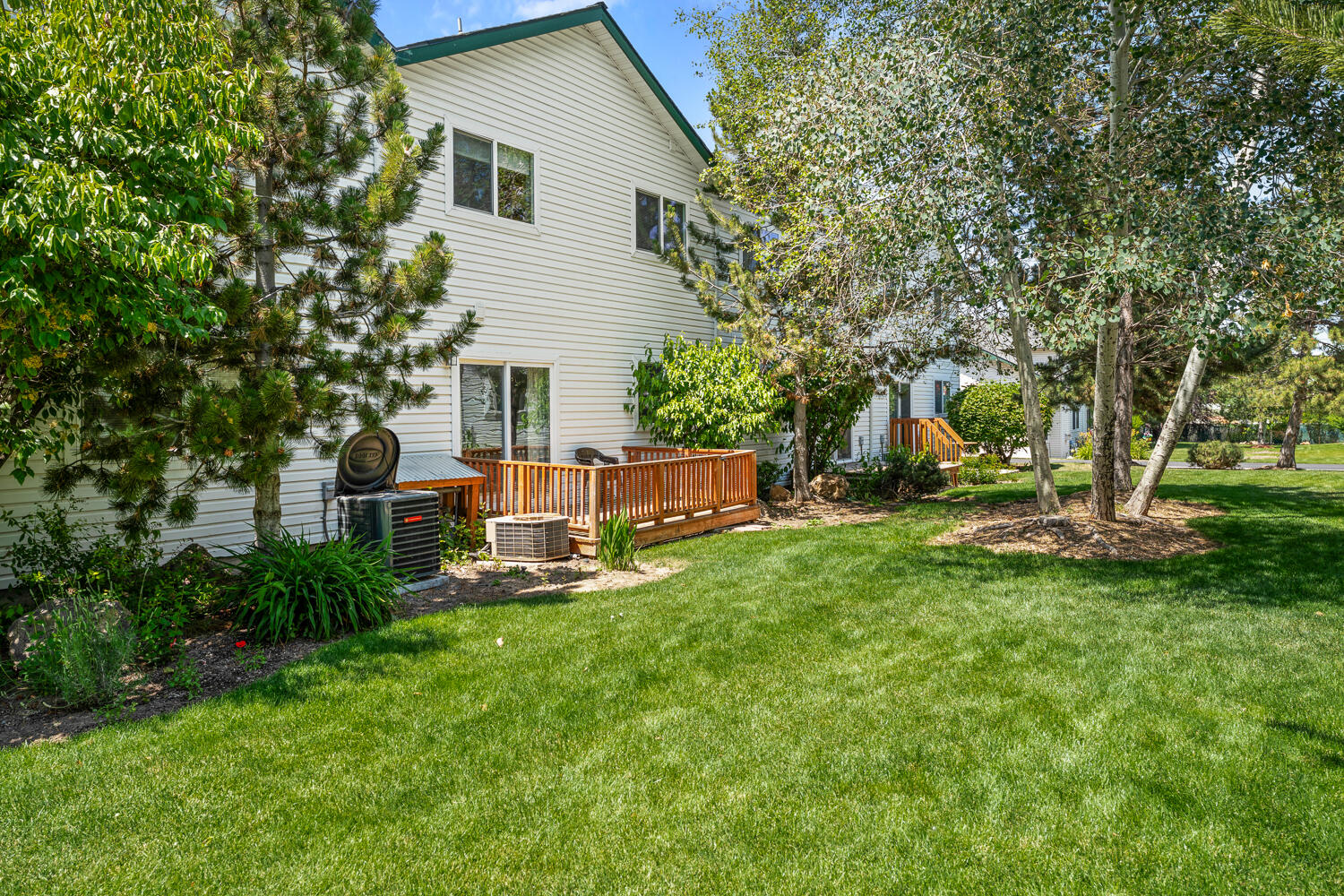 Boulder Brook - Residential