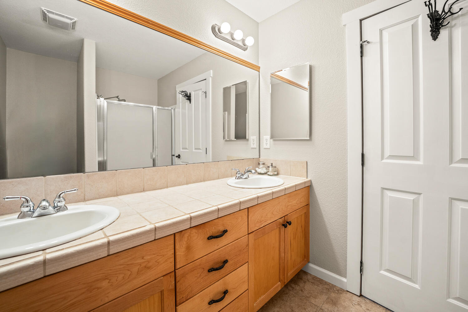 Boulder Brook - Residential